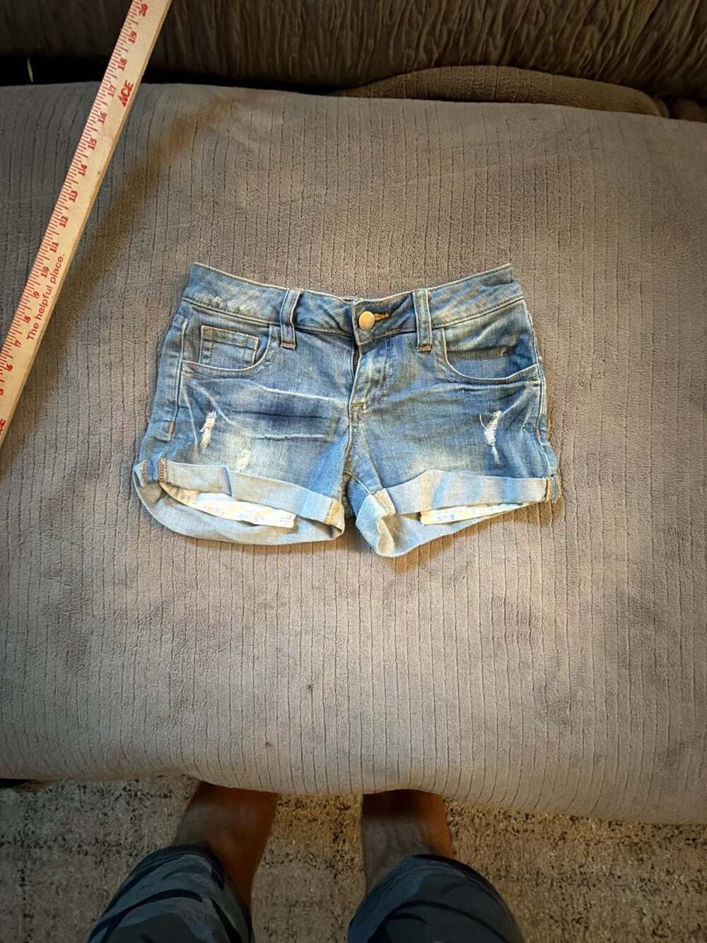 21 Denim Denim Shorts Size 24 Blue Distressed Cuffed